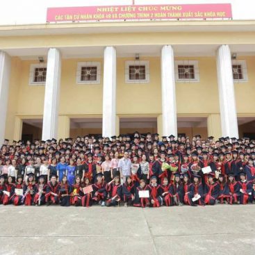 LỄ BẾ GIẢNG ĐẠI HỌC CHÍNH QUY KHÓA 49  KHOA KHÁCH SẠN – DU LỊCH